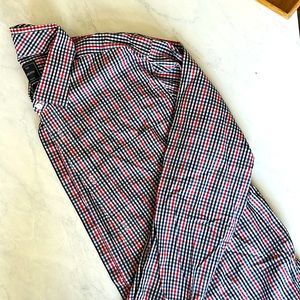 Men’s Gap Button down shirt